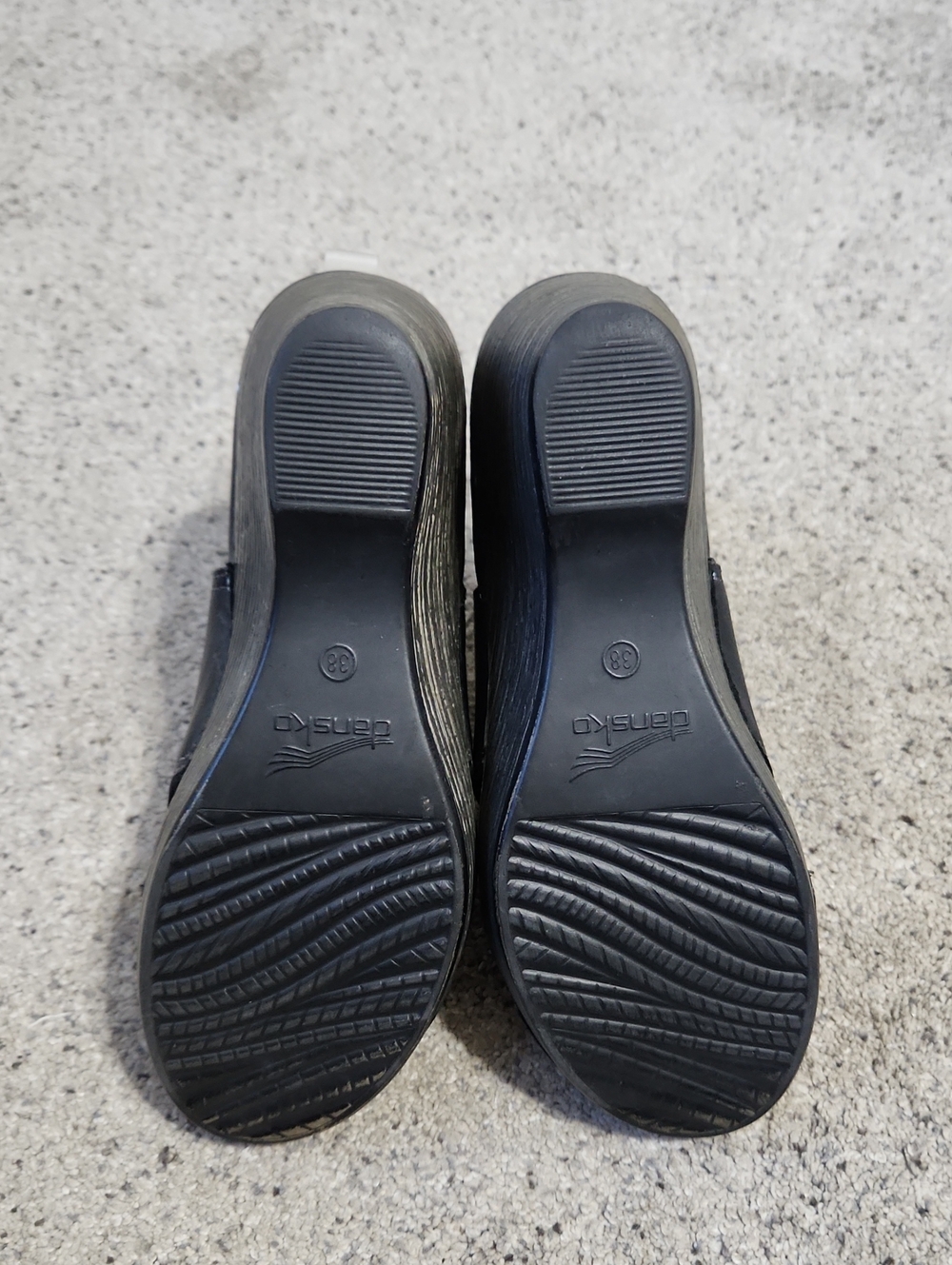 Dansko Vanda Wedge Sandal Black Leather Size 38 - Picture 9 of 11